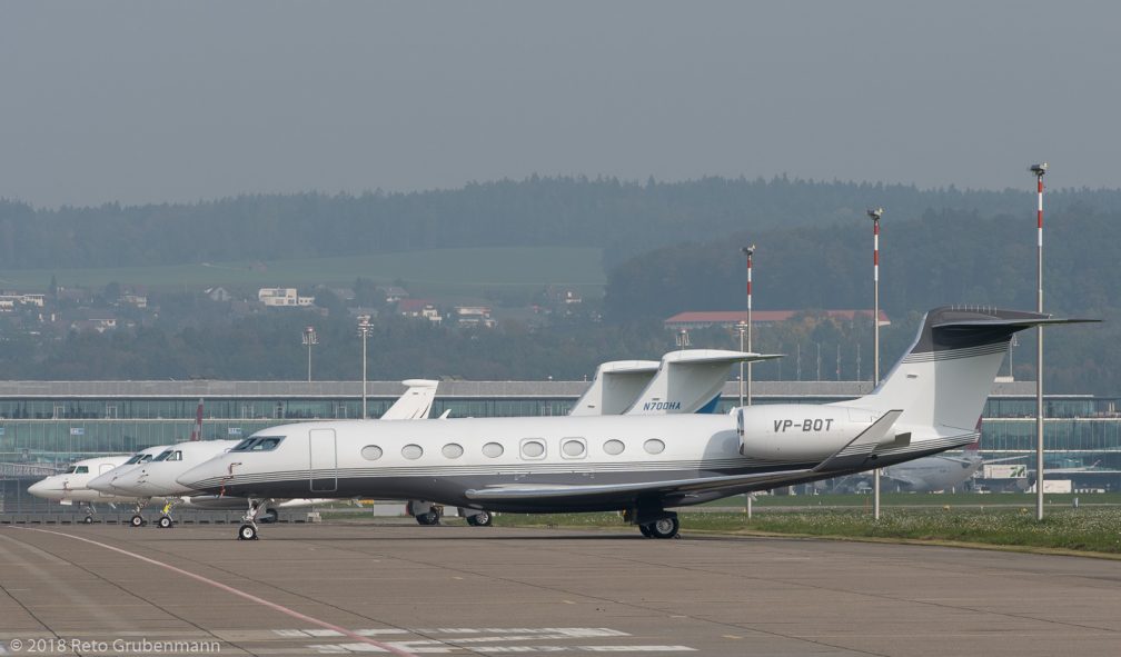 JetAviationBusinessJets_VP-BOT_LinueUp_Sector9_ZRH181018