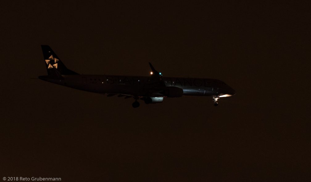 AirDolomiti_E190_I-ADJV_ZRH181208