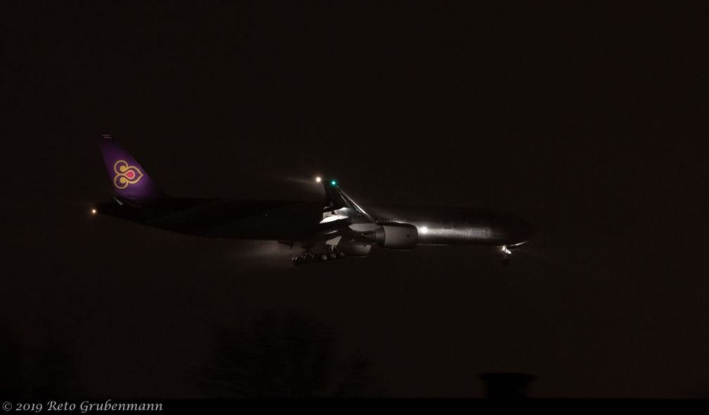 ThaiAirways_B77W_ZRH181209